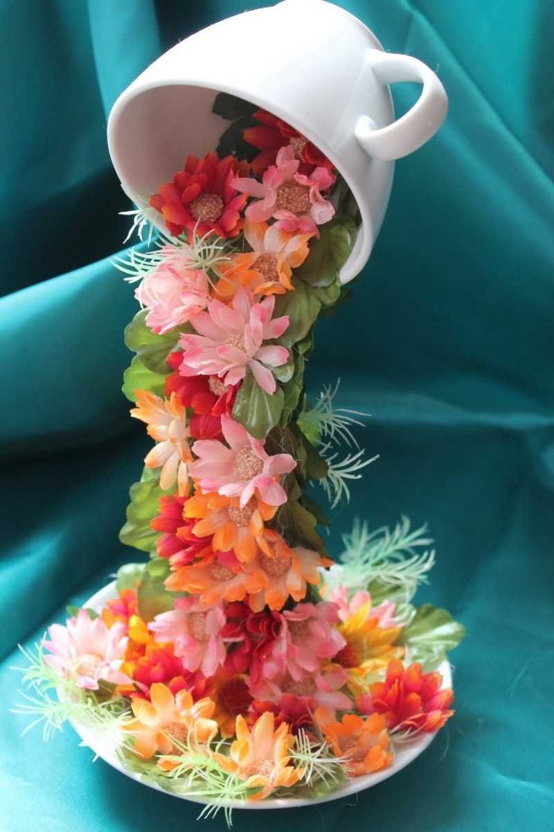 Парящая чашка