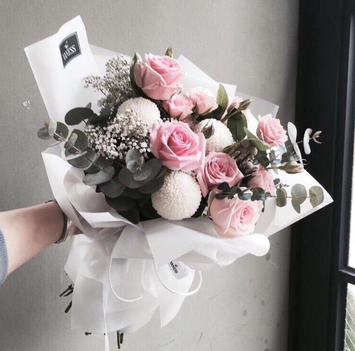 Шикарный стильный букет