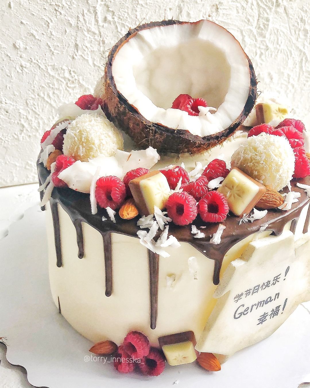 Украшение торта Минимализм