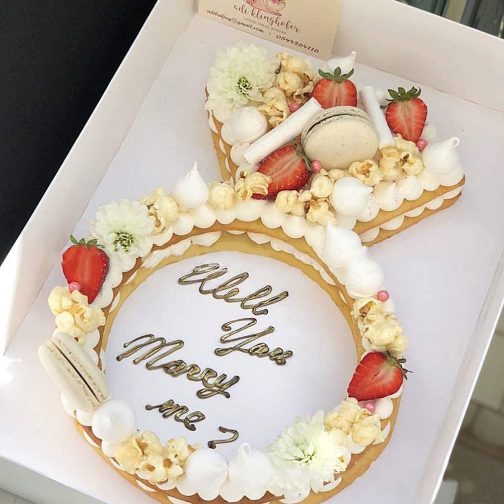 Торт в виде кольца