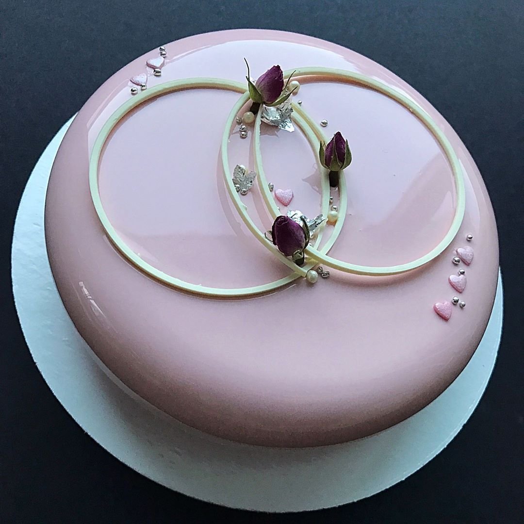 Свадебный муссовый торт