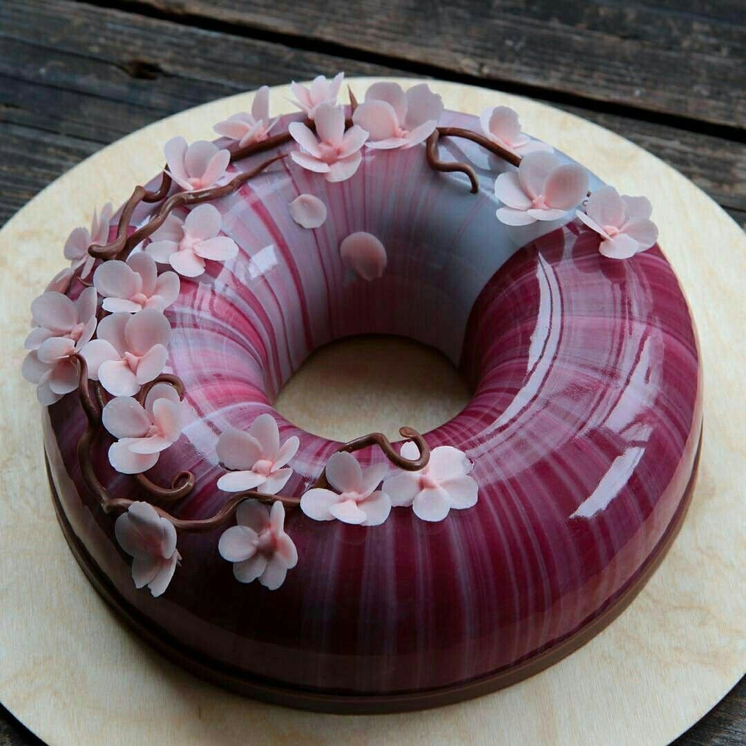 Торты необычной формы