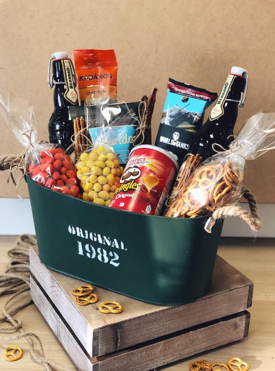 Цветочная композиция для мужчины