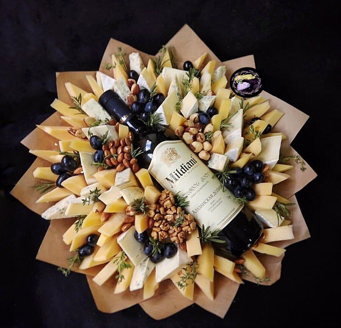 Съедобные букеты в шляпных коробках