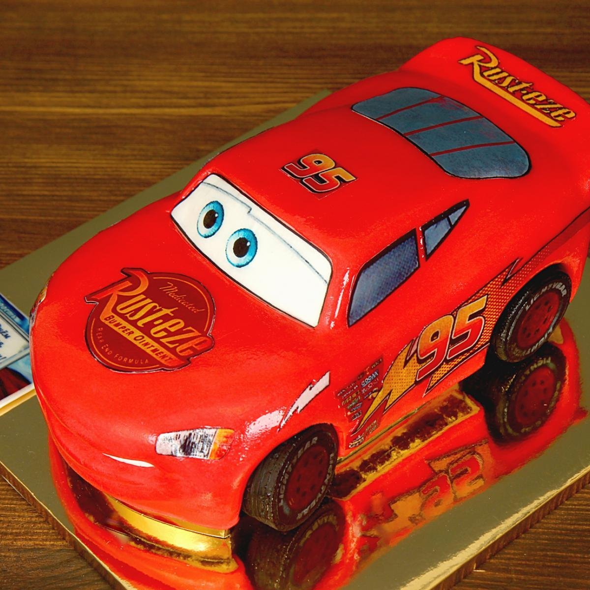 Торт машина с глазками