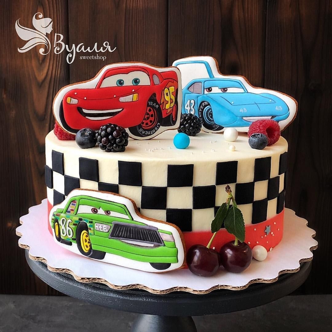 Торт машинка мастика