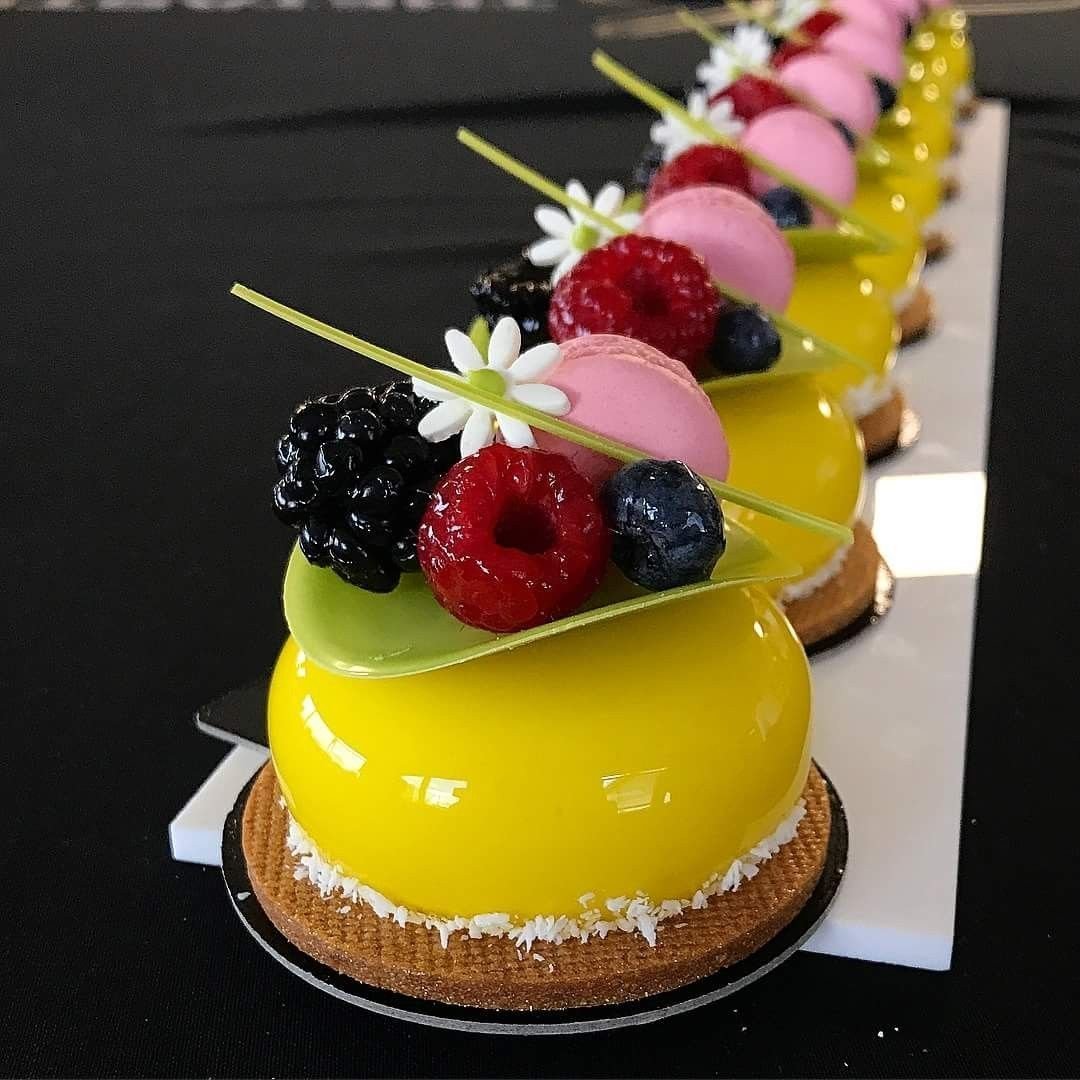 Торт из капкейков на свадьбу