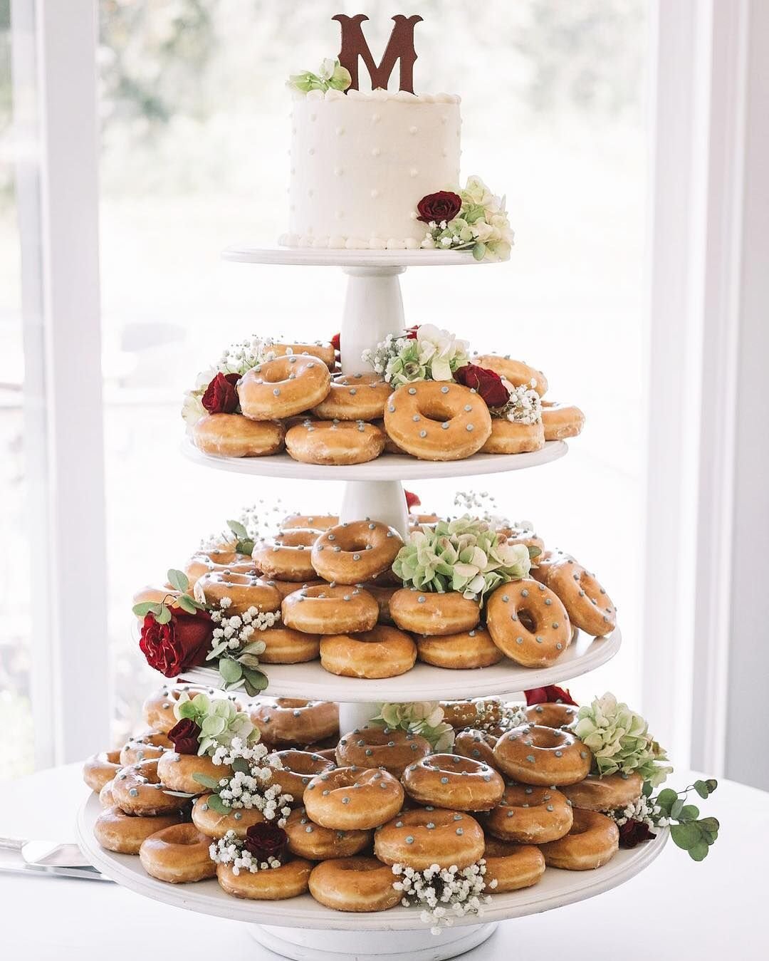 Меренговый торт с малиной