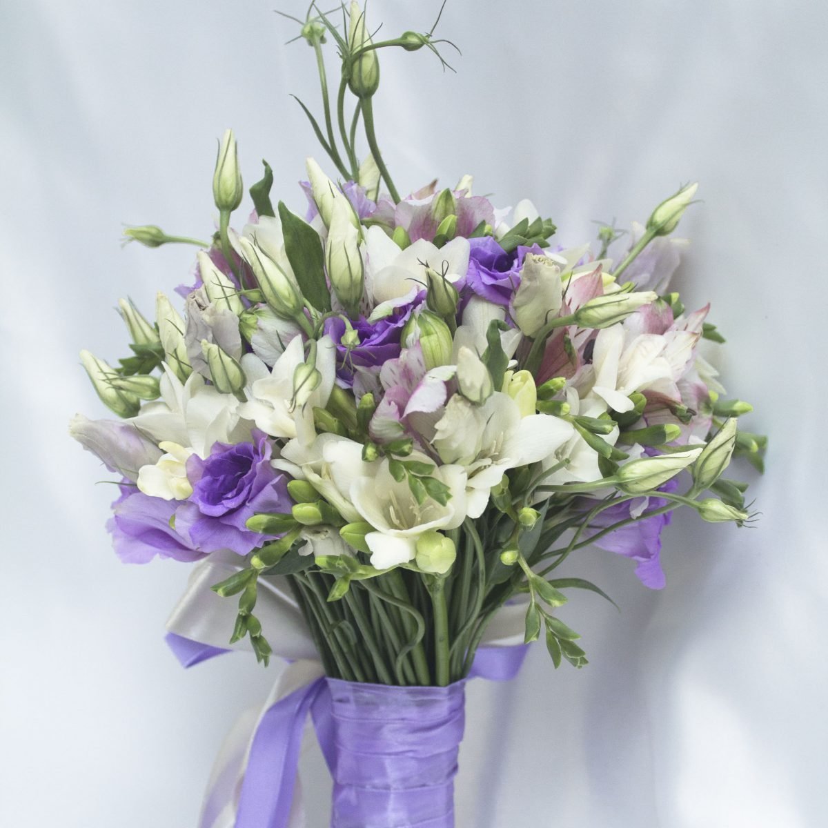 Лизиантус эустома фрезия