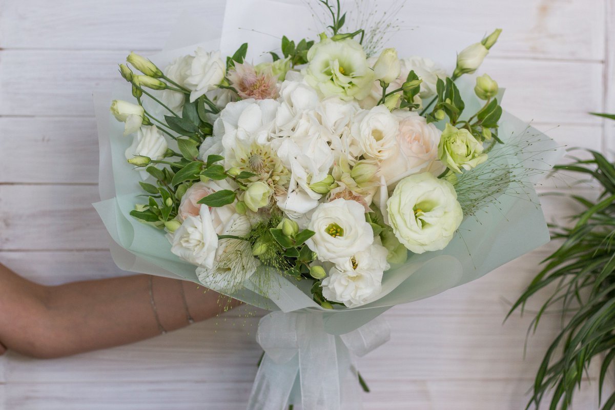 Букет гортензия и эустома