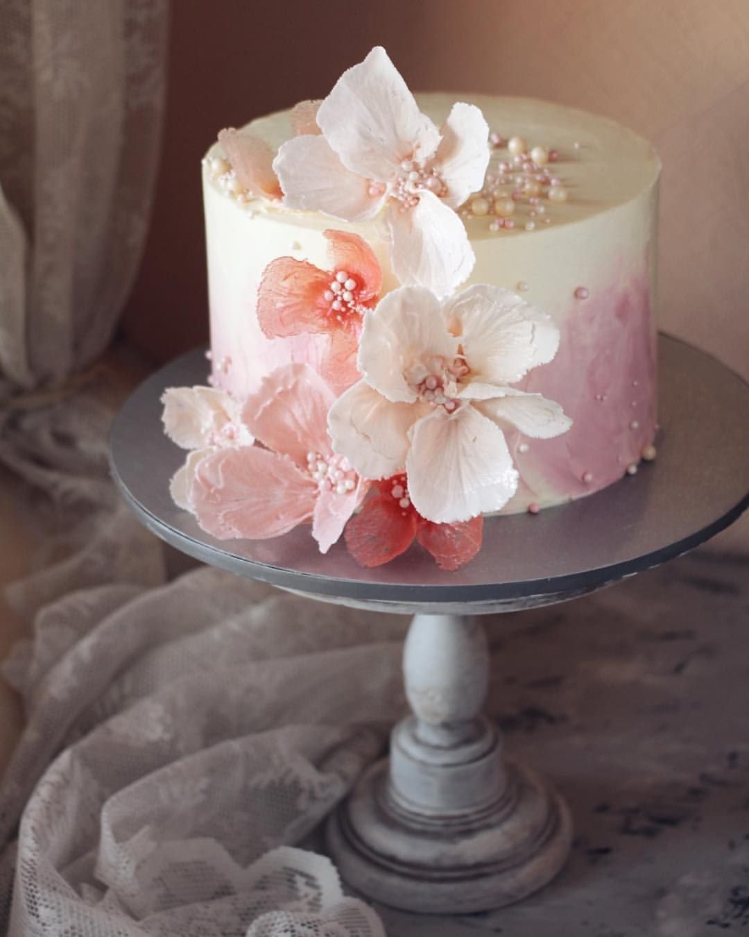 Маленький свадебный торт