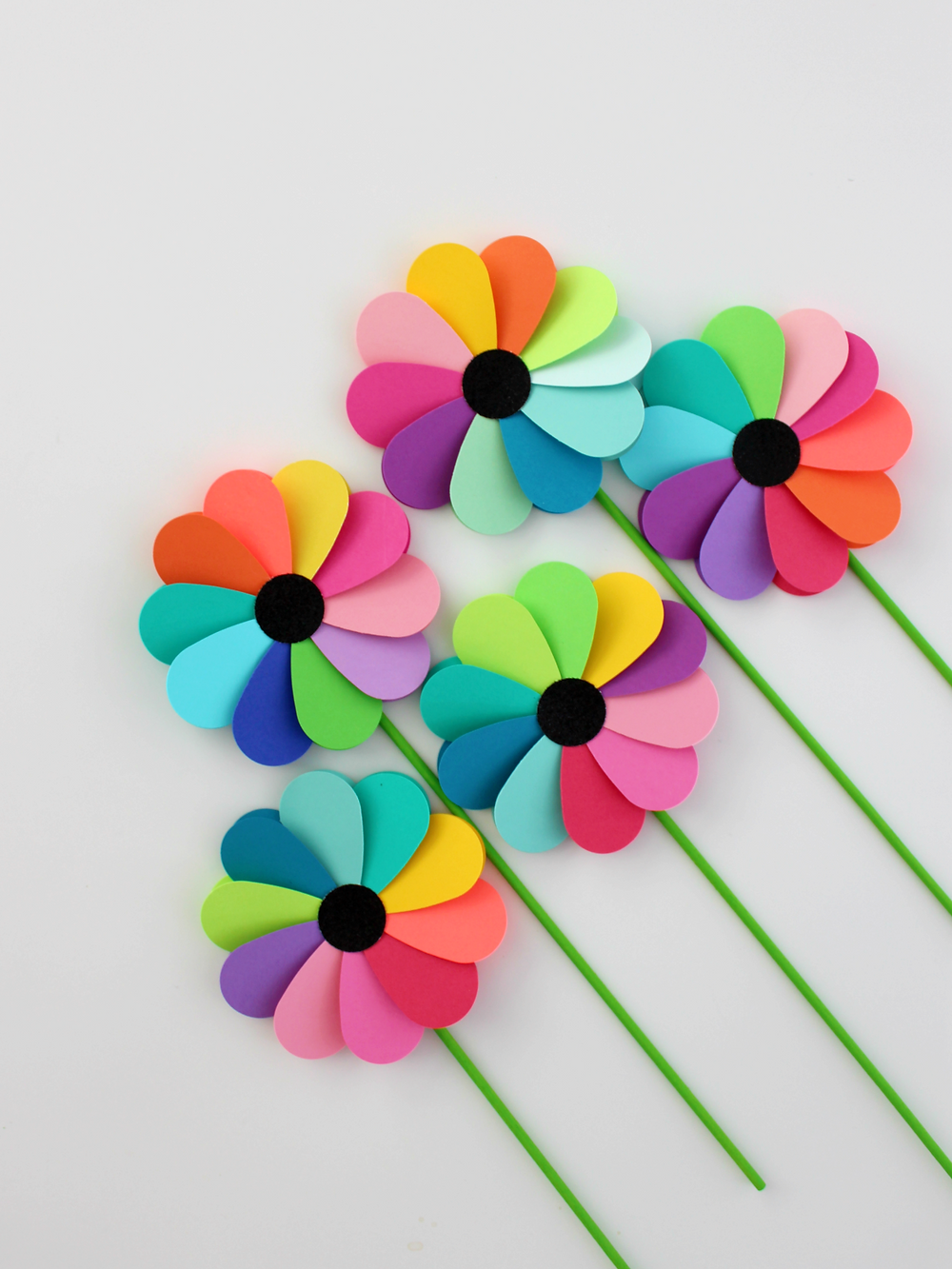 Цветик из цветной бумаги