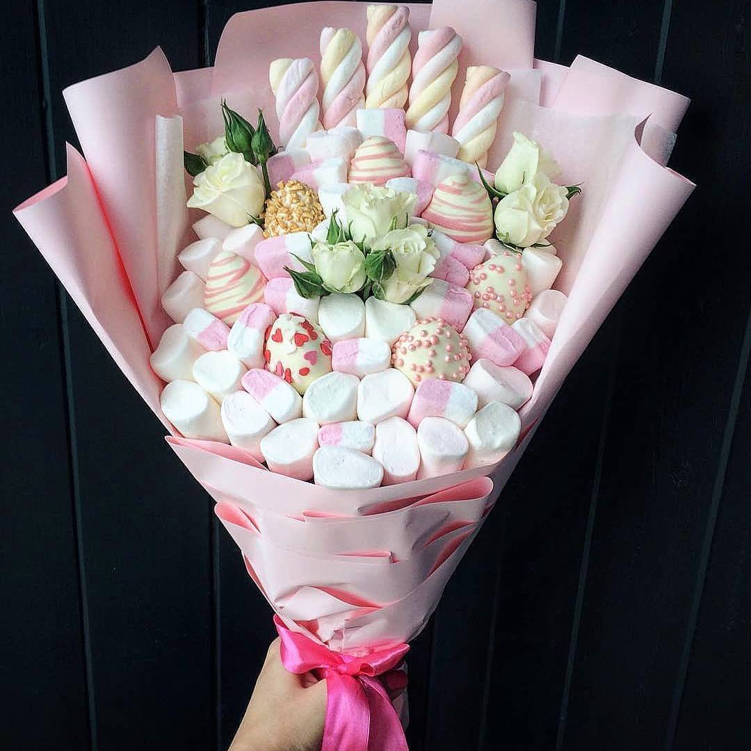 Маленькие зефирные букеты к 8 марта