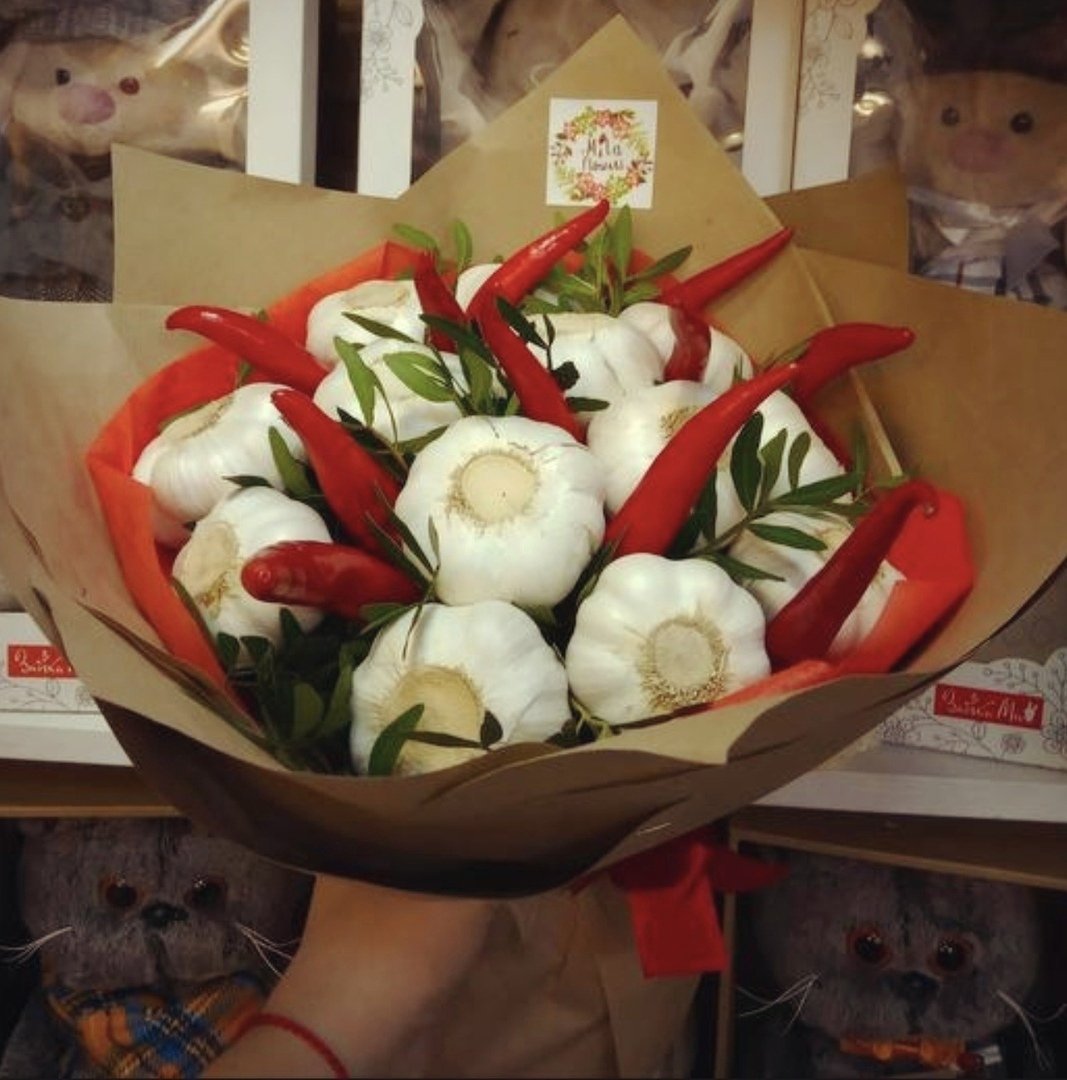 Ткань с чесноком