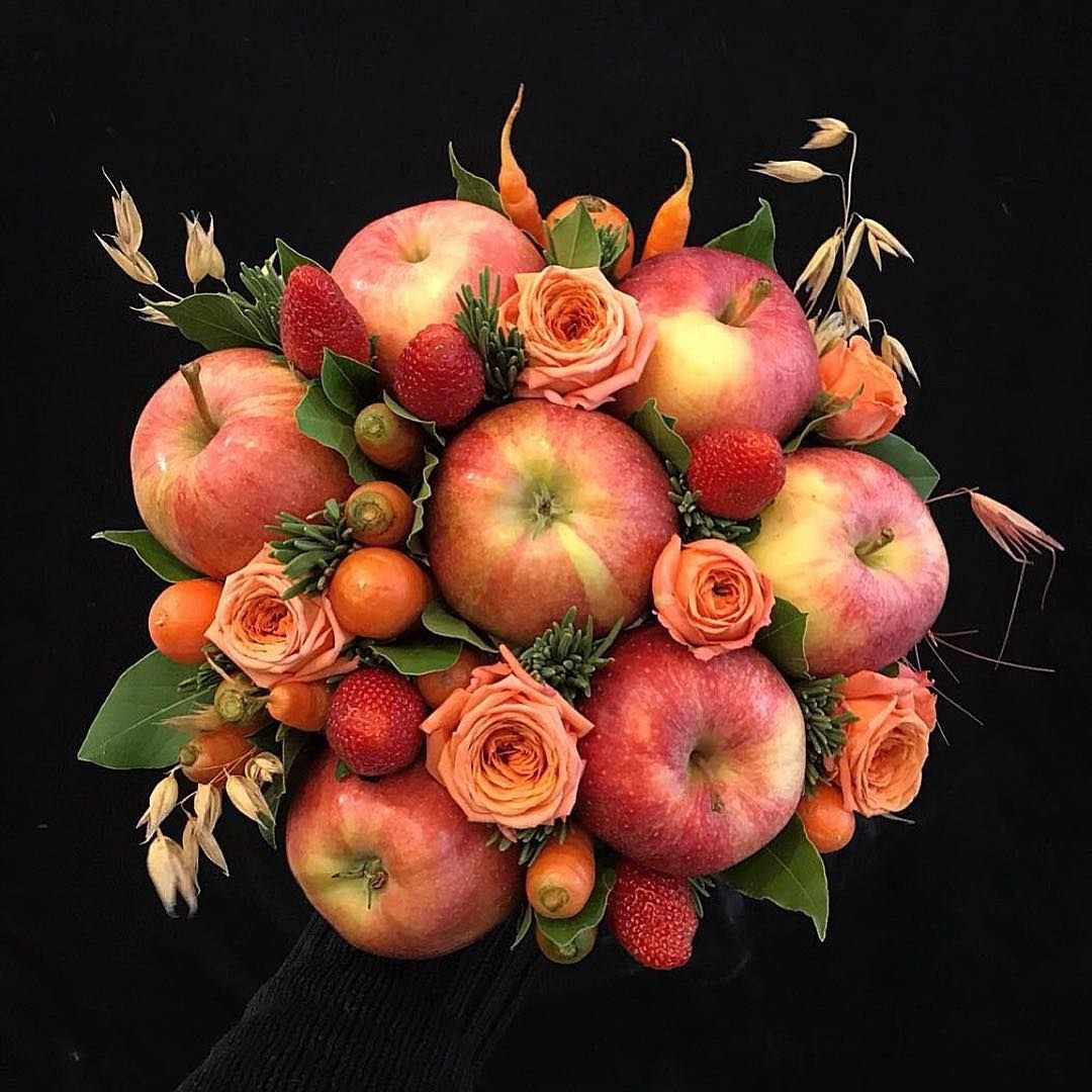 Фруктовый букет из яблок
