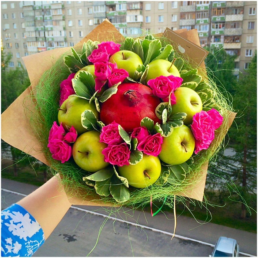 Цветочные композиции с рябиной