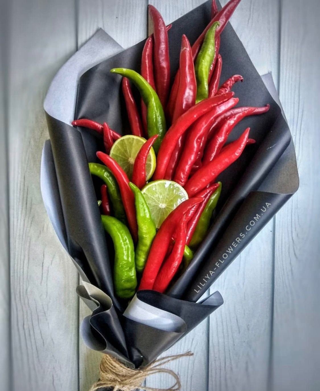 Букет на 23 февраля из продуктов своими