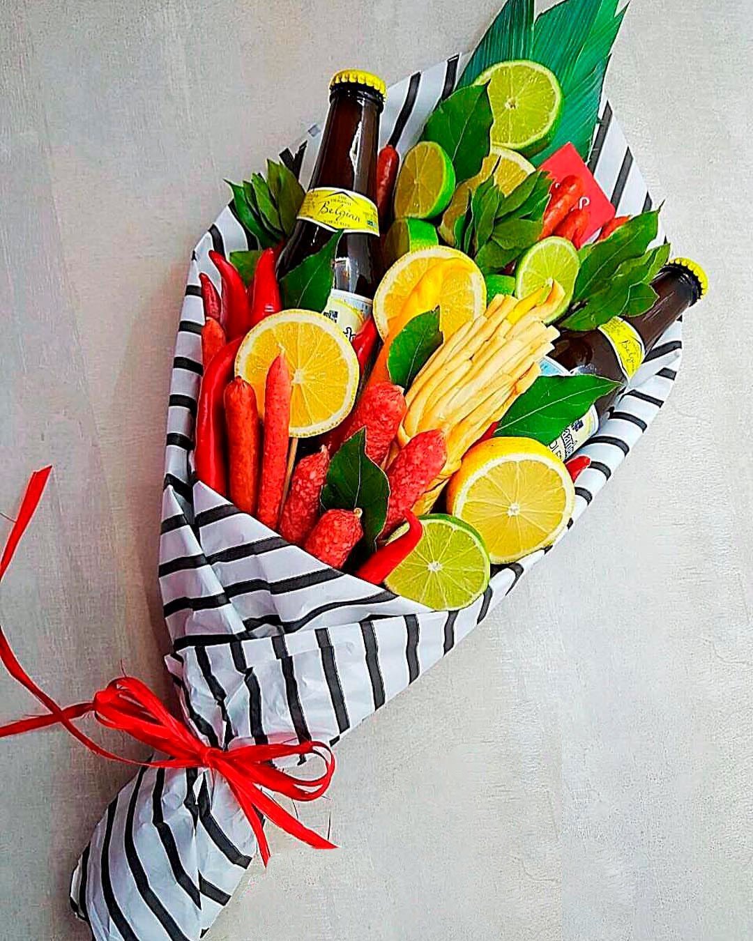 Небольшой колбасный букет