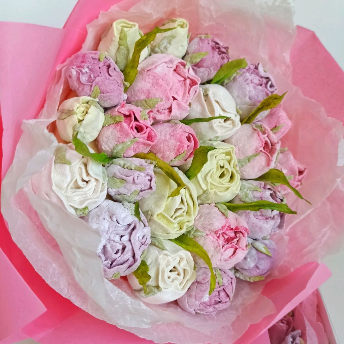 Зефирный букет с цветами