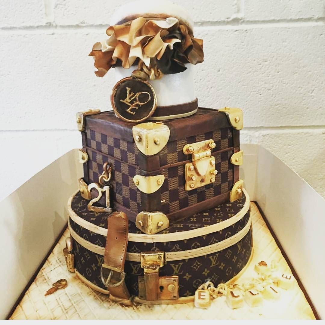 Двухъярусный торт