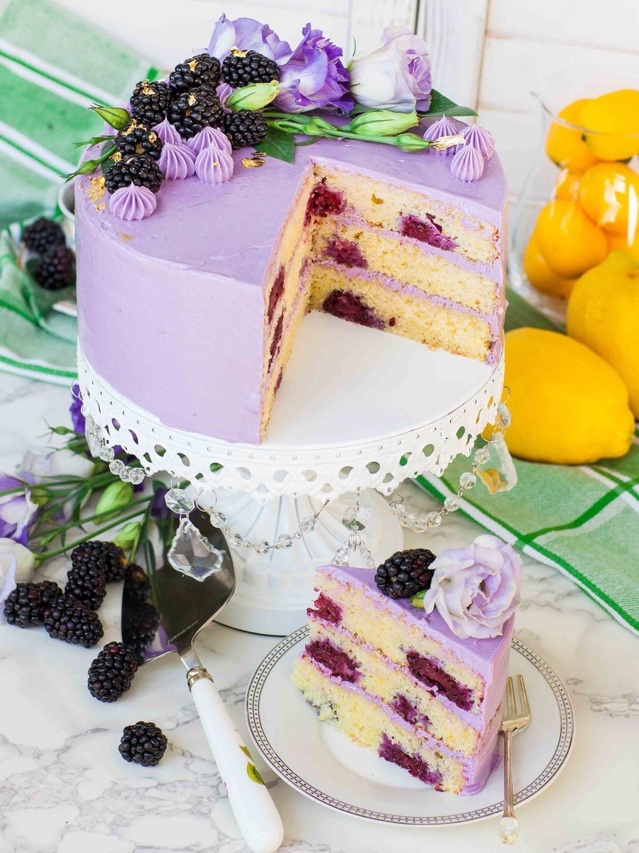 Лавандово черничный торт