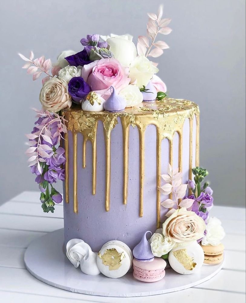 Modern Cake Decor