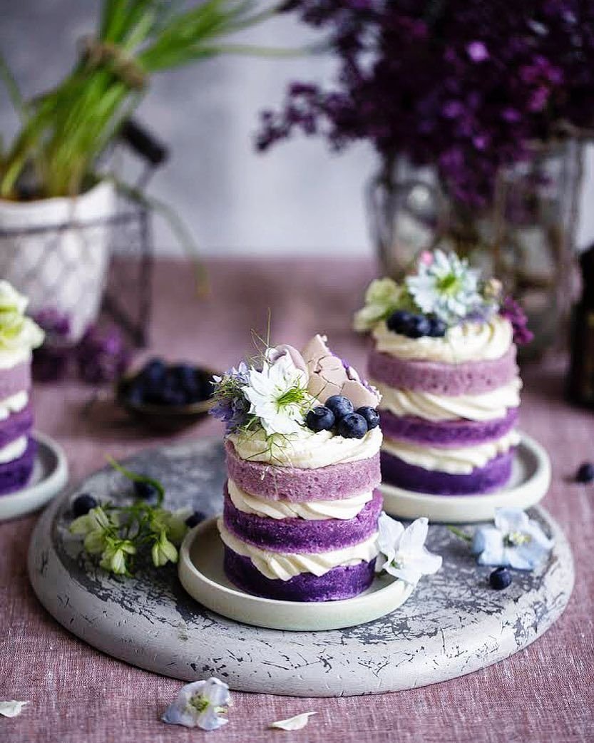 Лавандово черничный торт