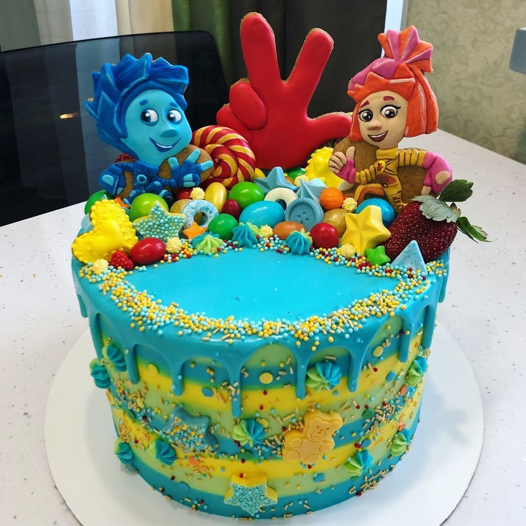 Торт Фиксики кремовый