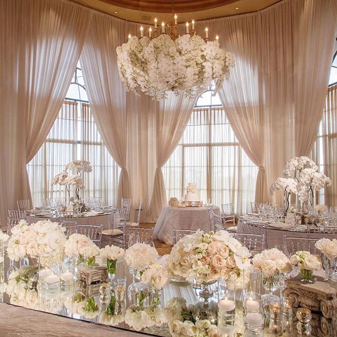 Президиум молодоженов 2022 в нюдовых тонах