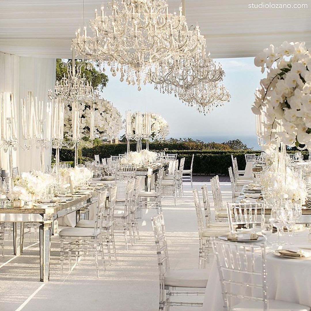 Дорогая свадьба цветы