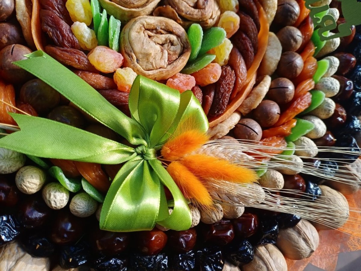 Букет из сухофруктов