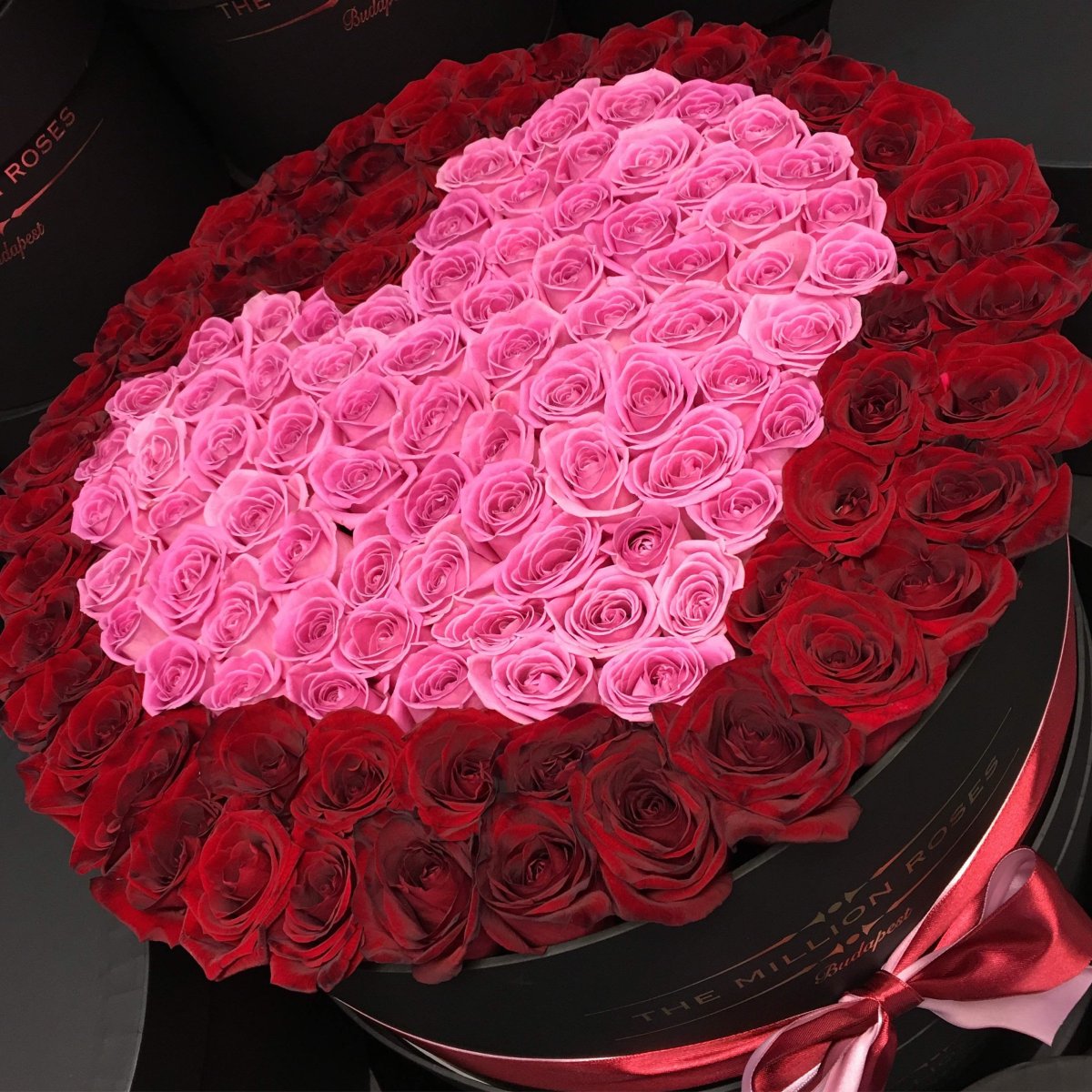 Огромный букет цветов