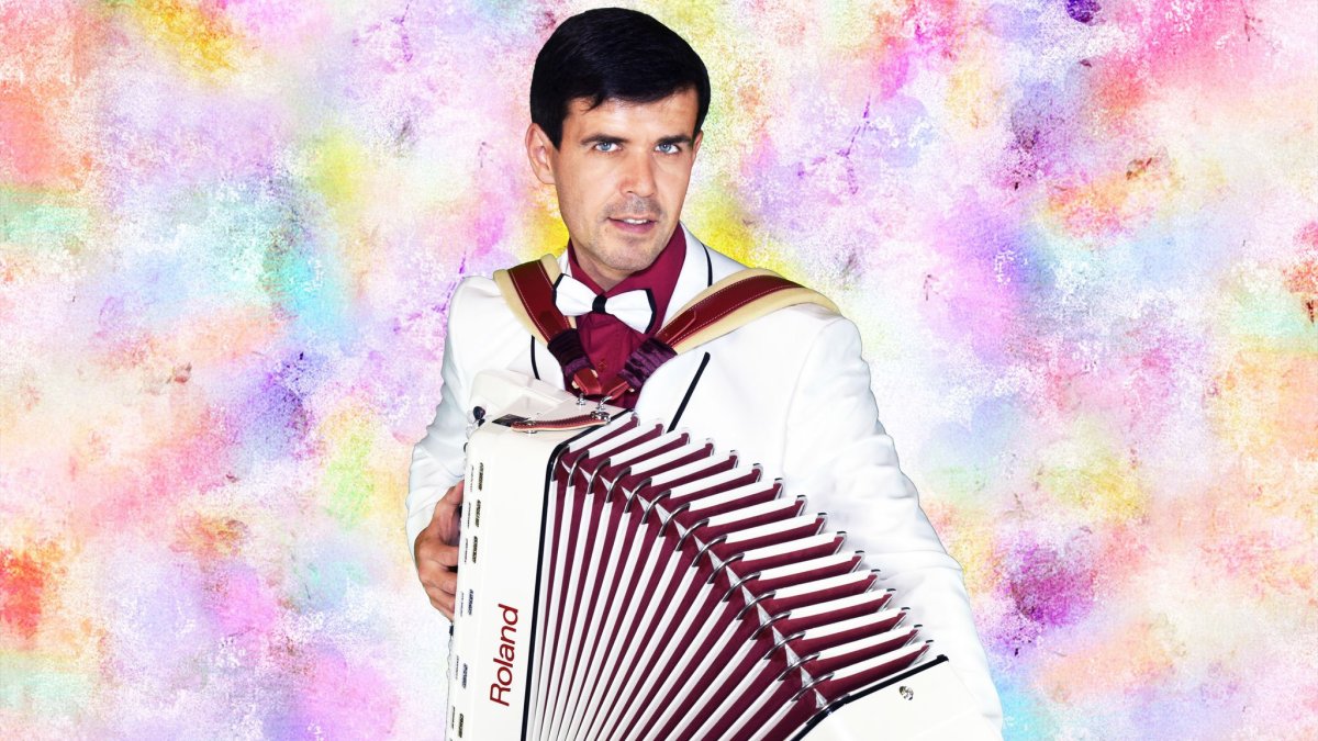 Гармонист Вячеслав Абросимов