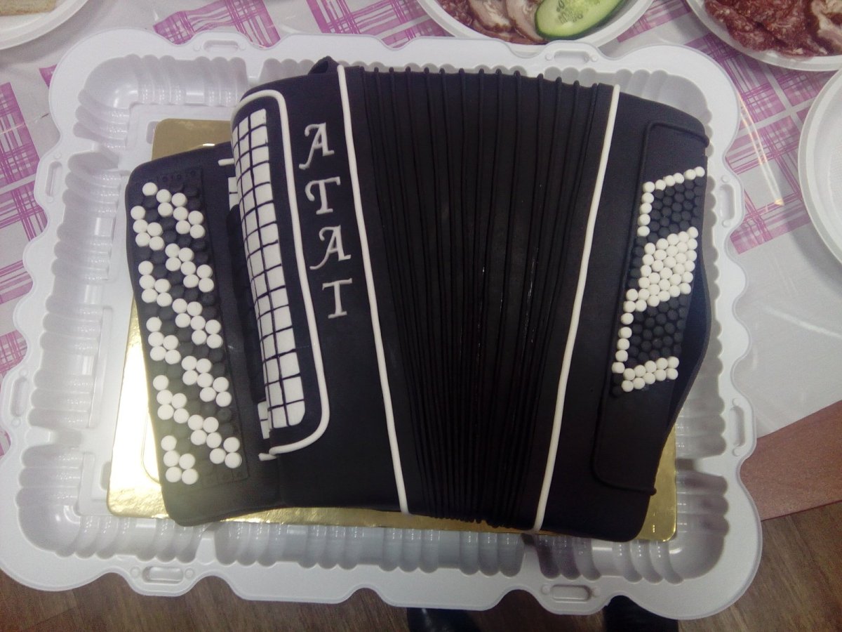 Торт в виде гармошки