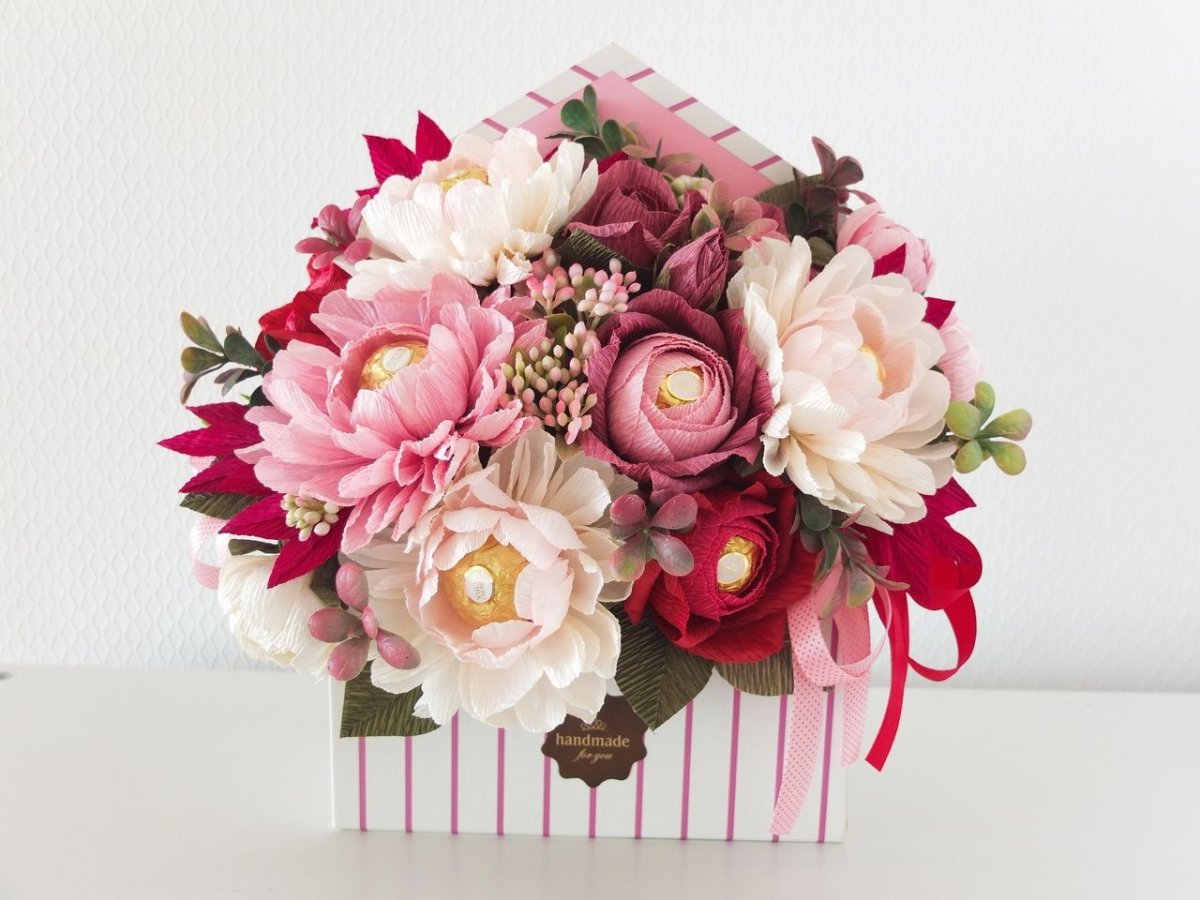 Украшение коробки конфет