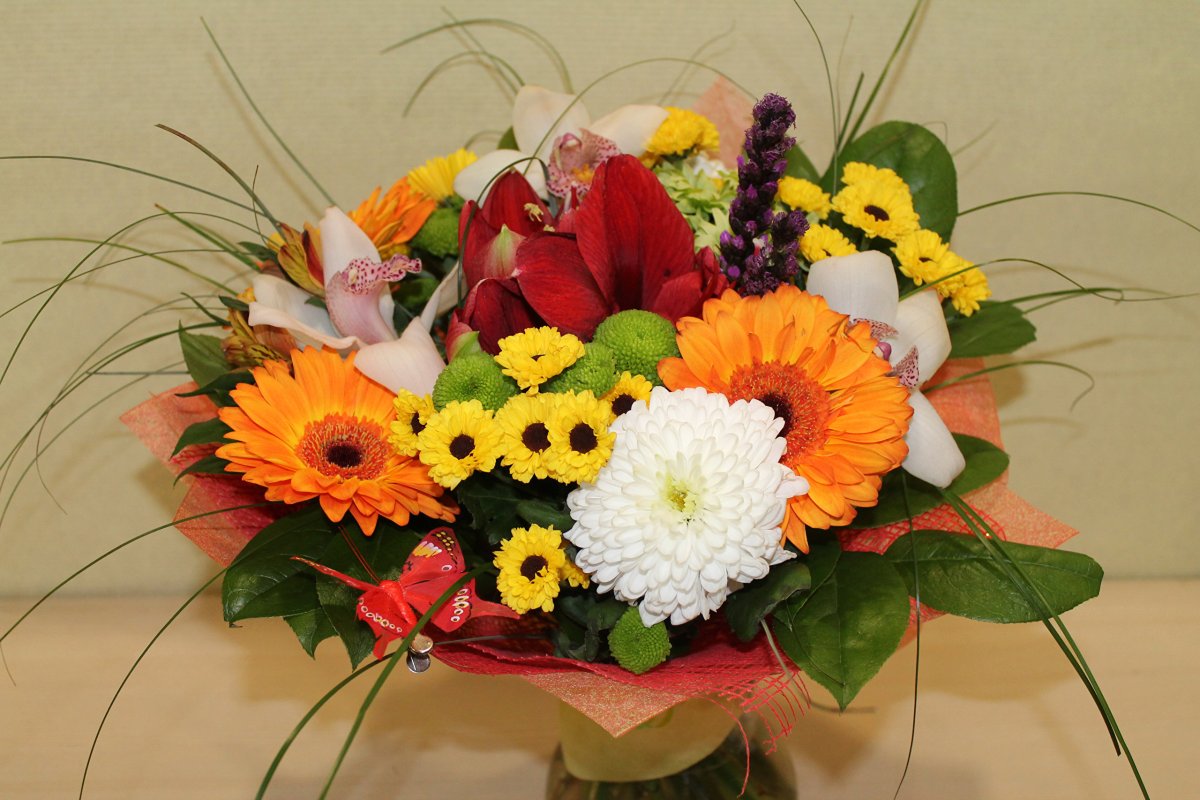 Букет "герберы и ромашки"