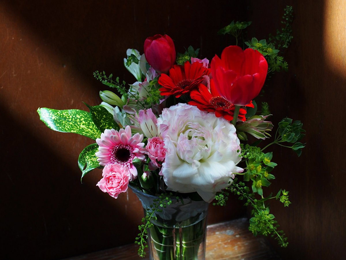 Цветы в вазе