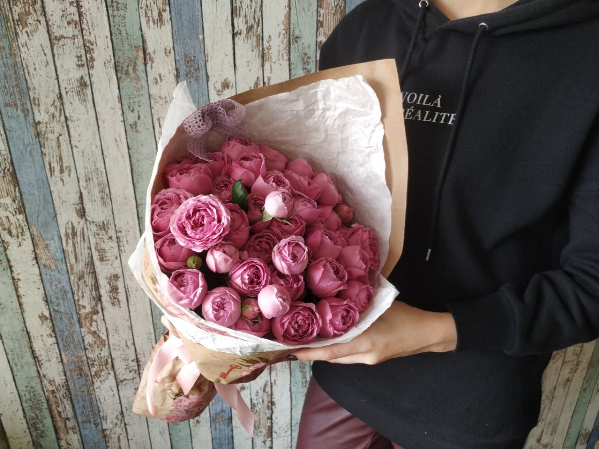 Пионовидные розы роза Misty Bubbles