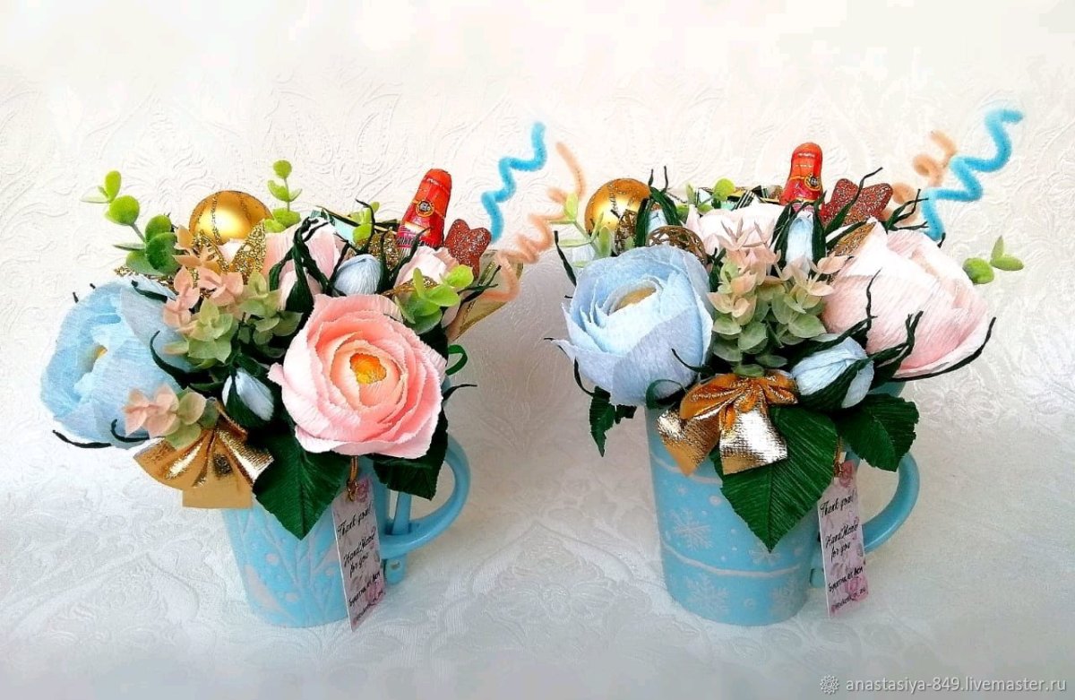 Конфетный букет в чашке