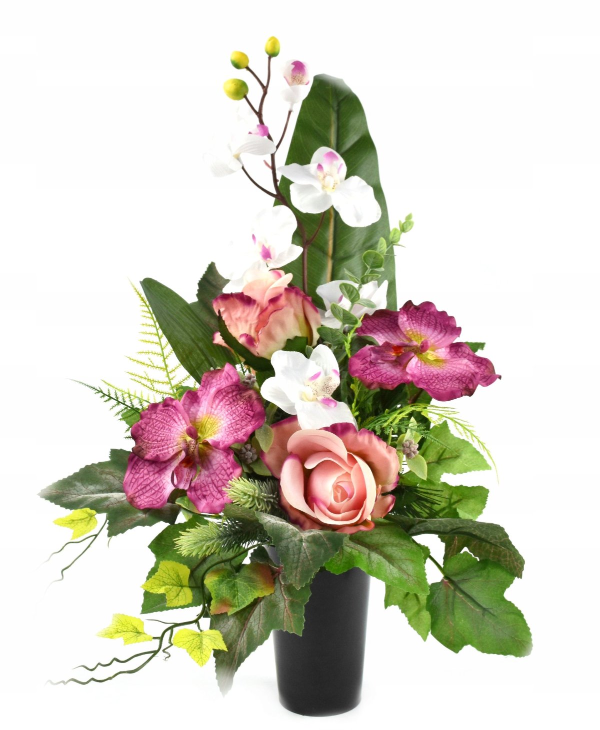 Композиции из искусственных цветов на кладбище