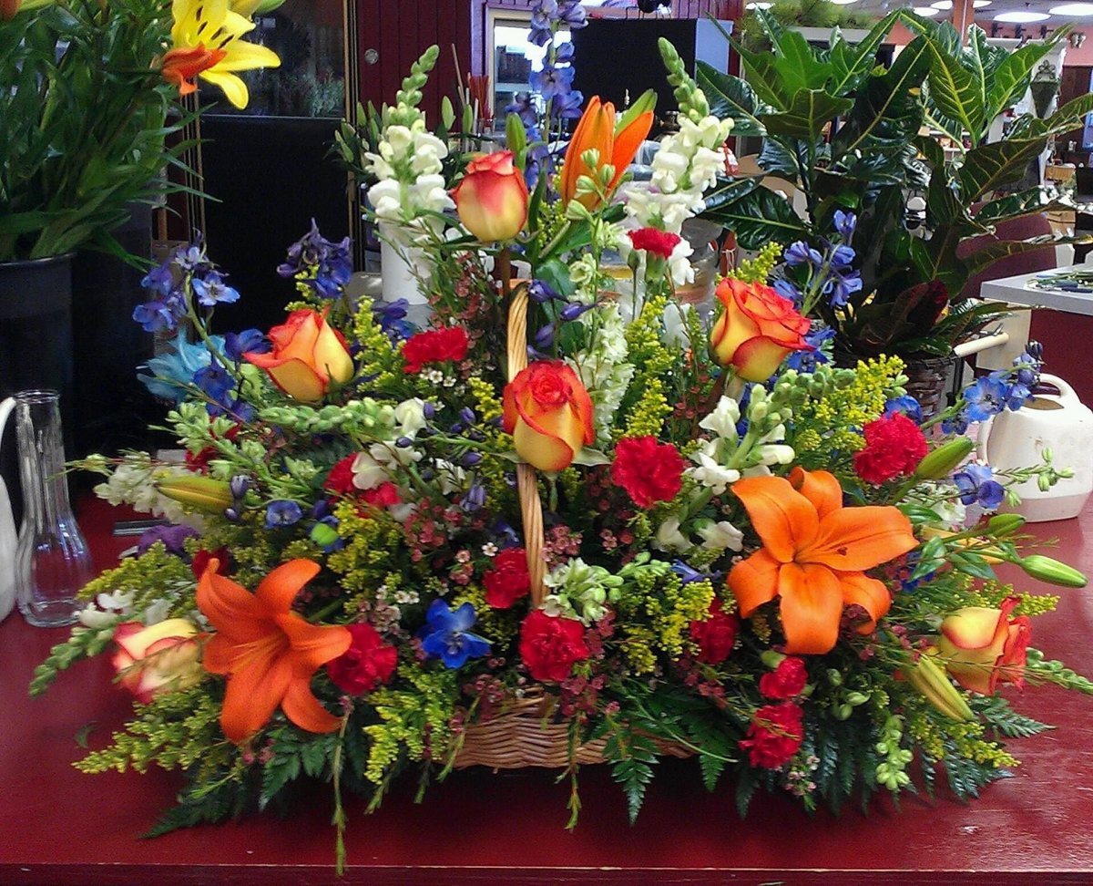 Могильные цветы искусственные