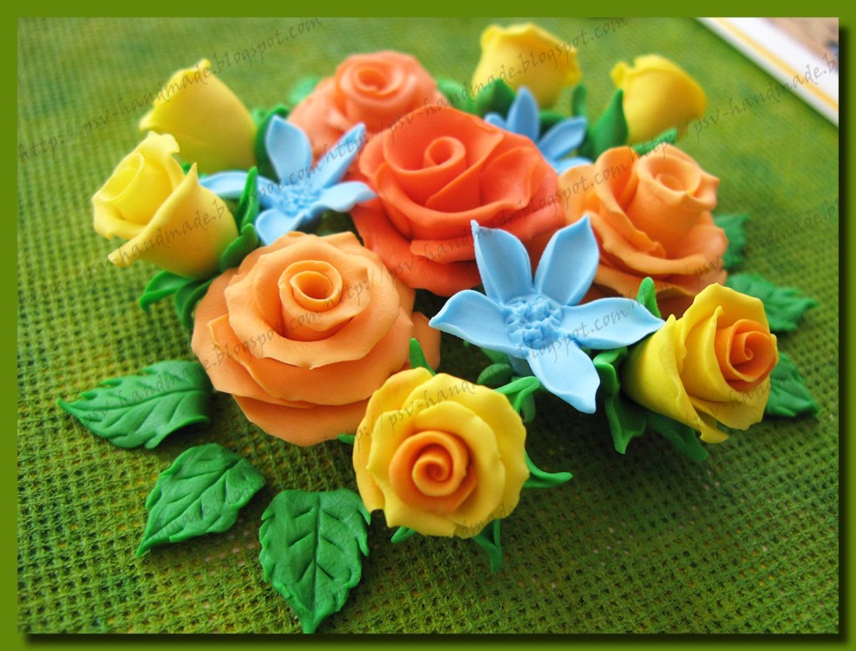 Букет роз из пластилина