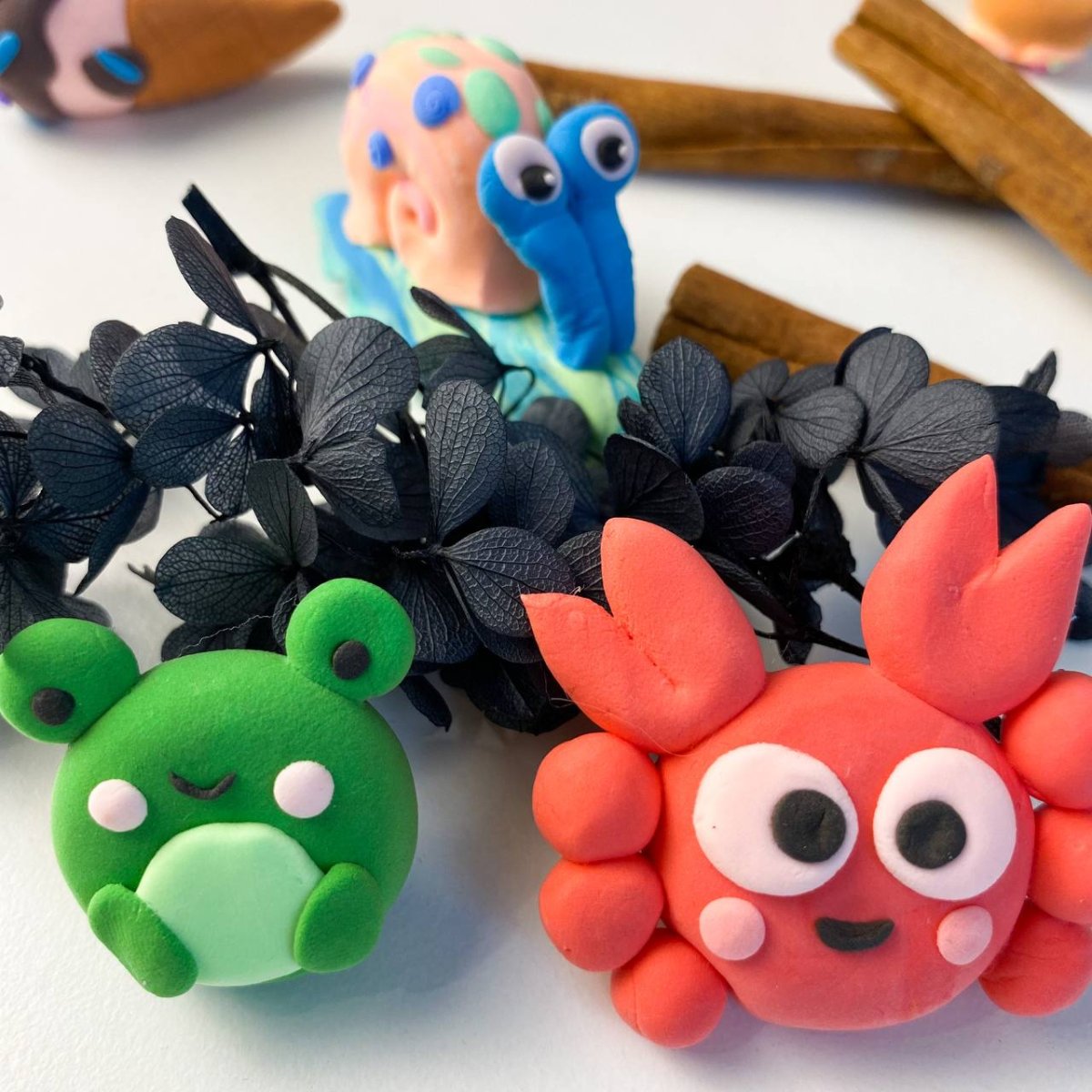 Цветы из пластилина