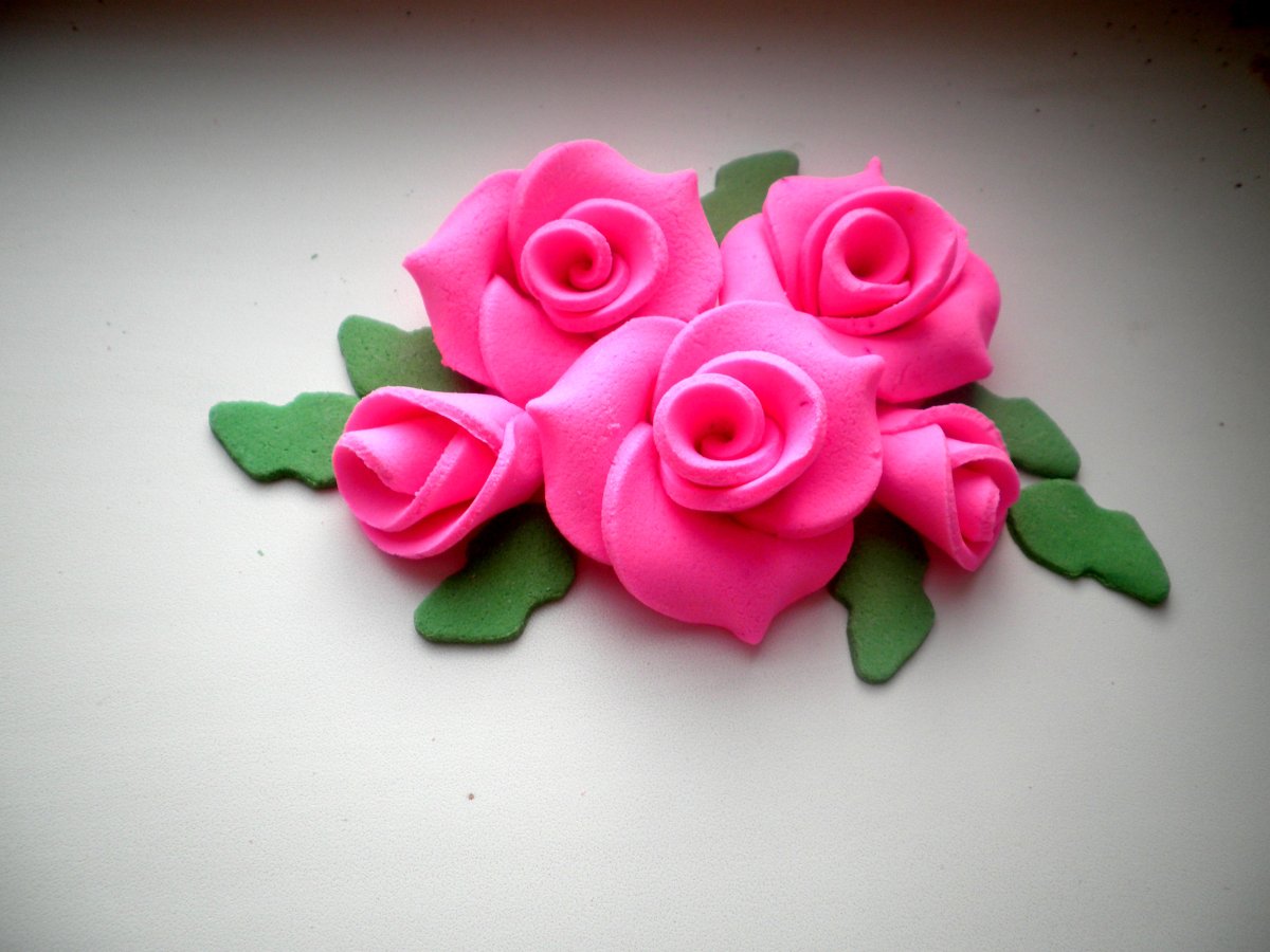 Крокусы из пластилина