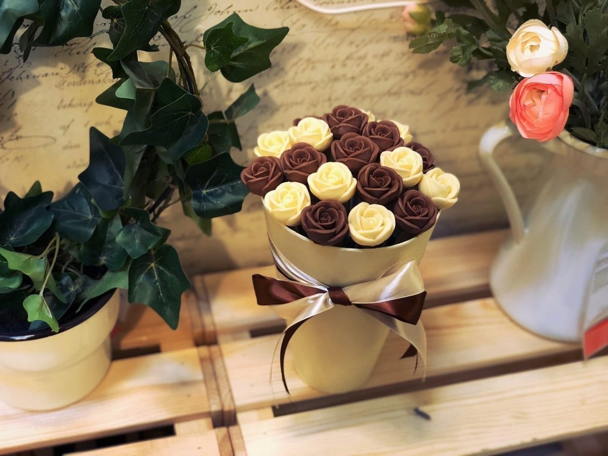 Букет в крафтовом стаканчике