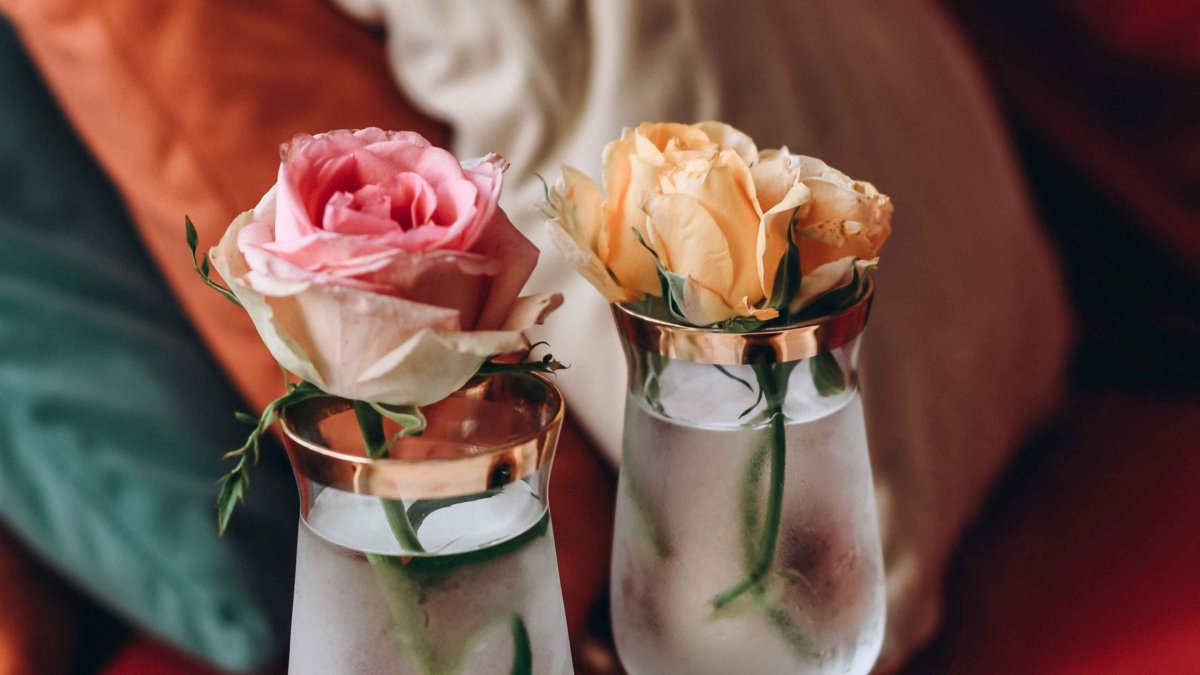 Цветочные композиции в стаканчиках