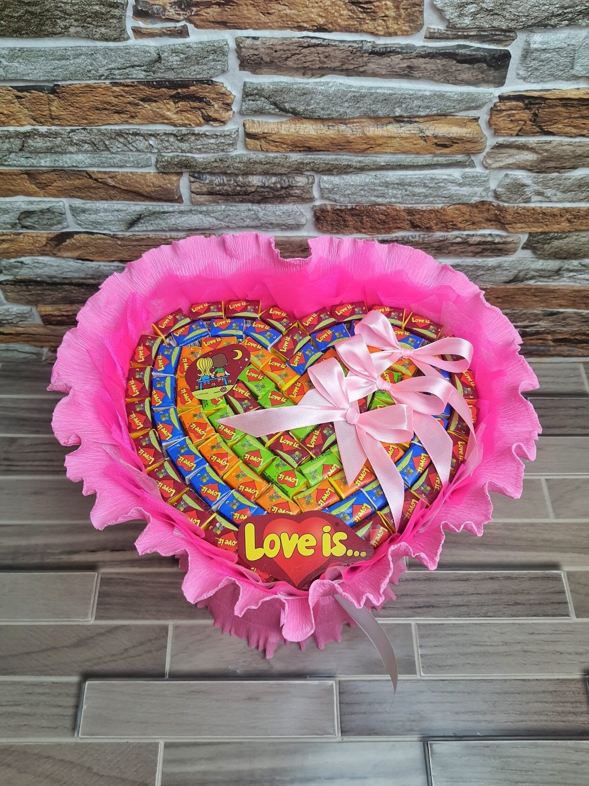 89015181837 Сладкие букеты из Рафаэлло и игрушек