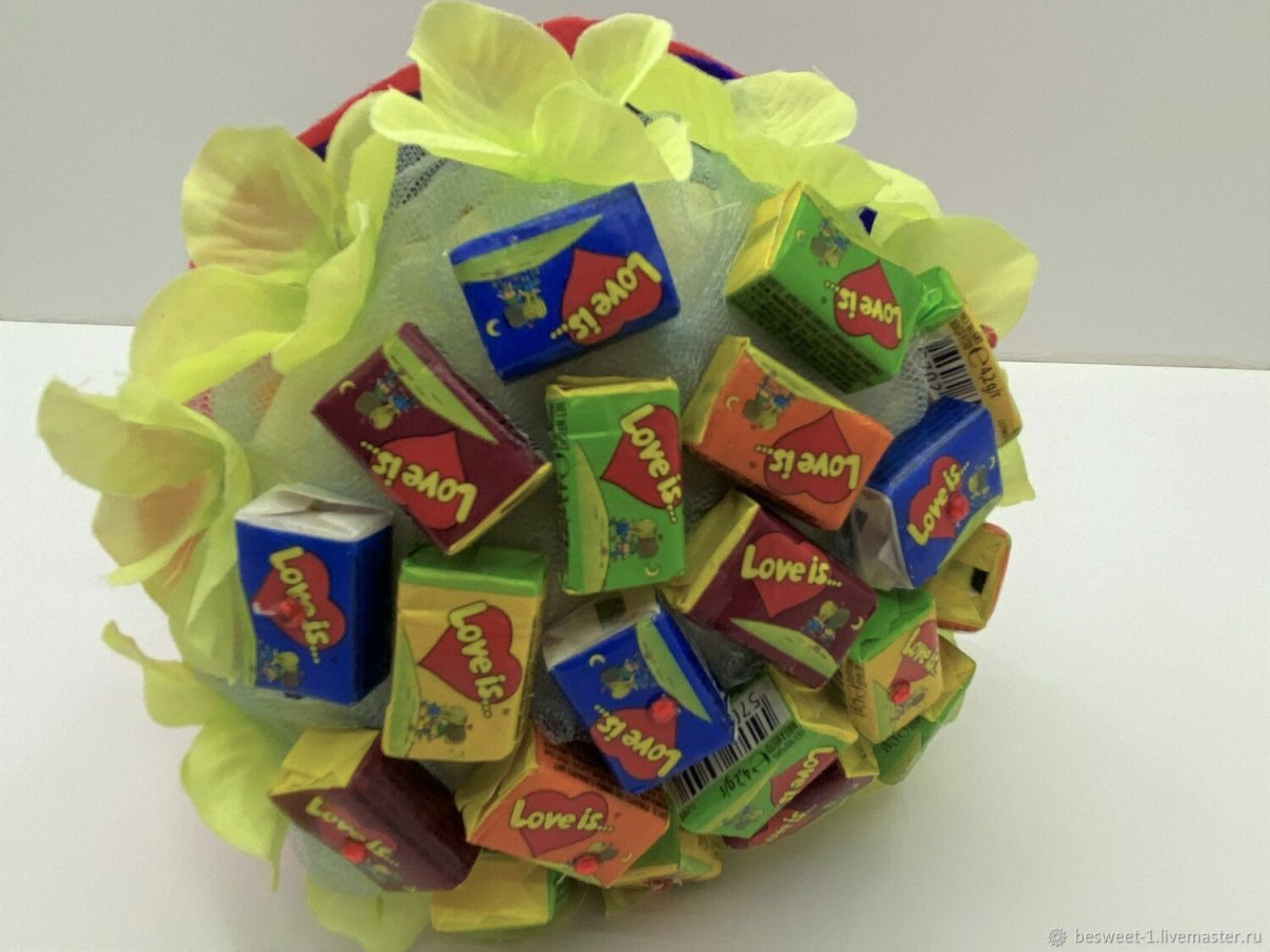 Букет из жвачек