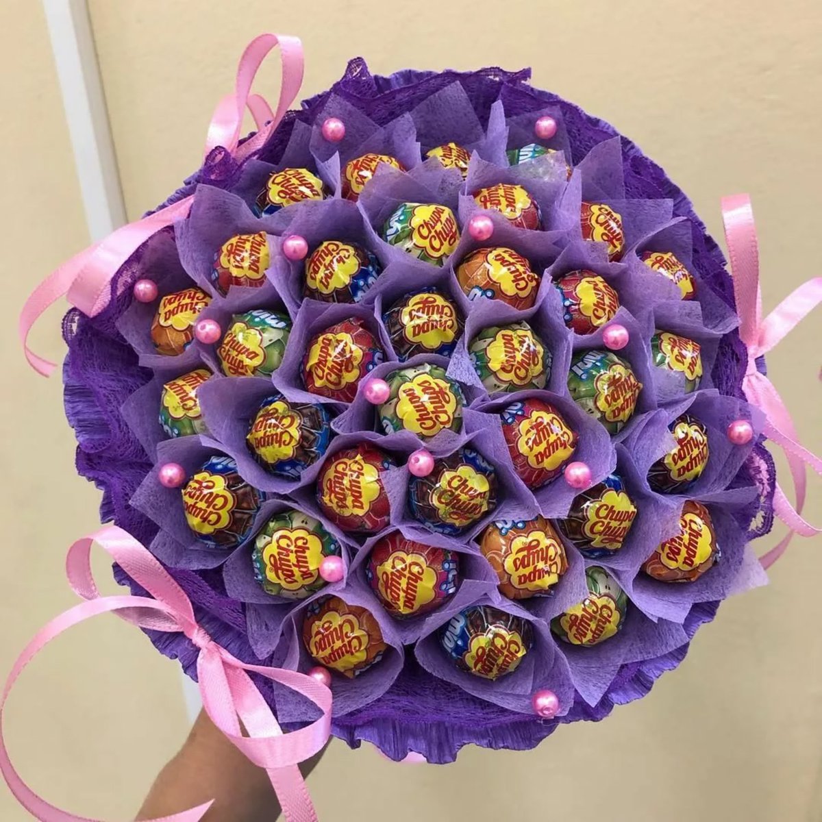 Букет из конфет для девочки