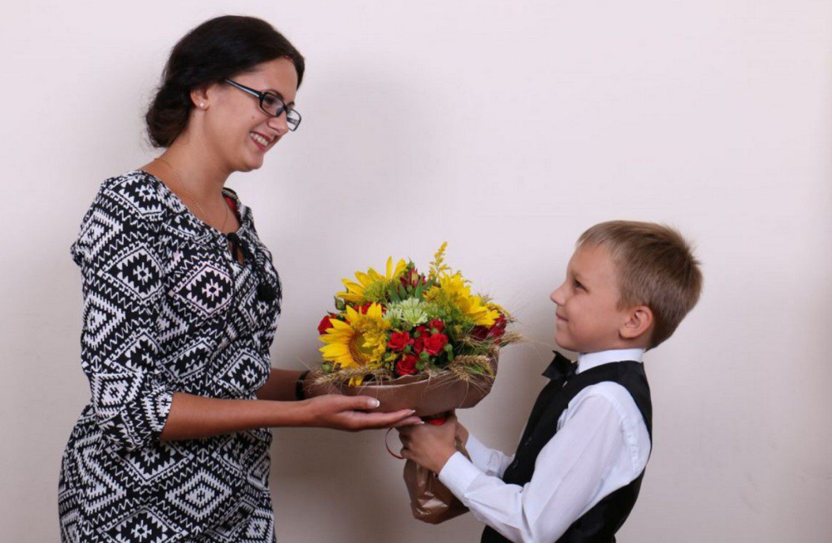 Букетик воспитателю